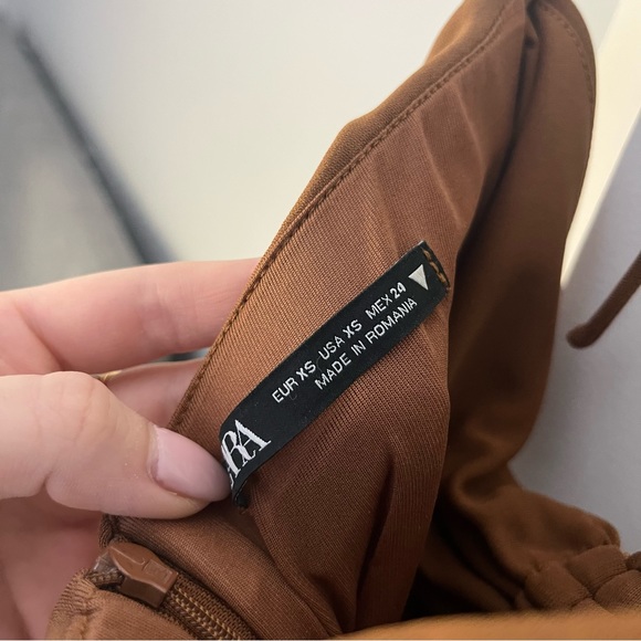 Zara dress - Picture 3 of 4